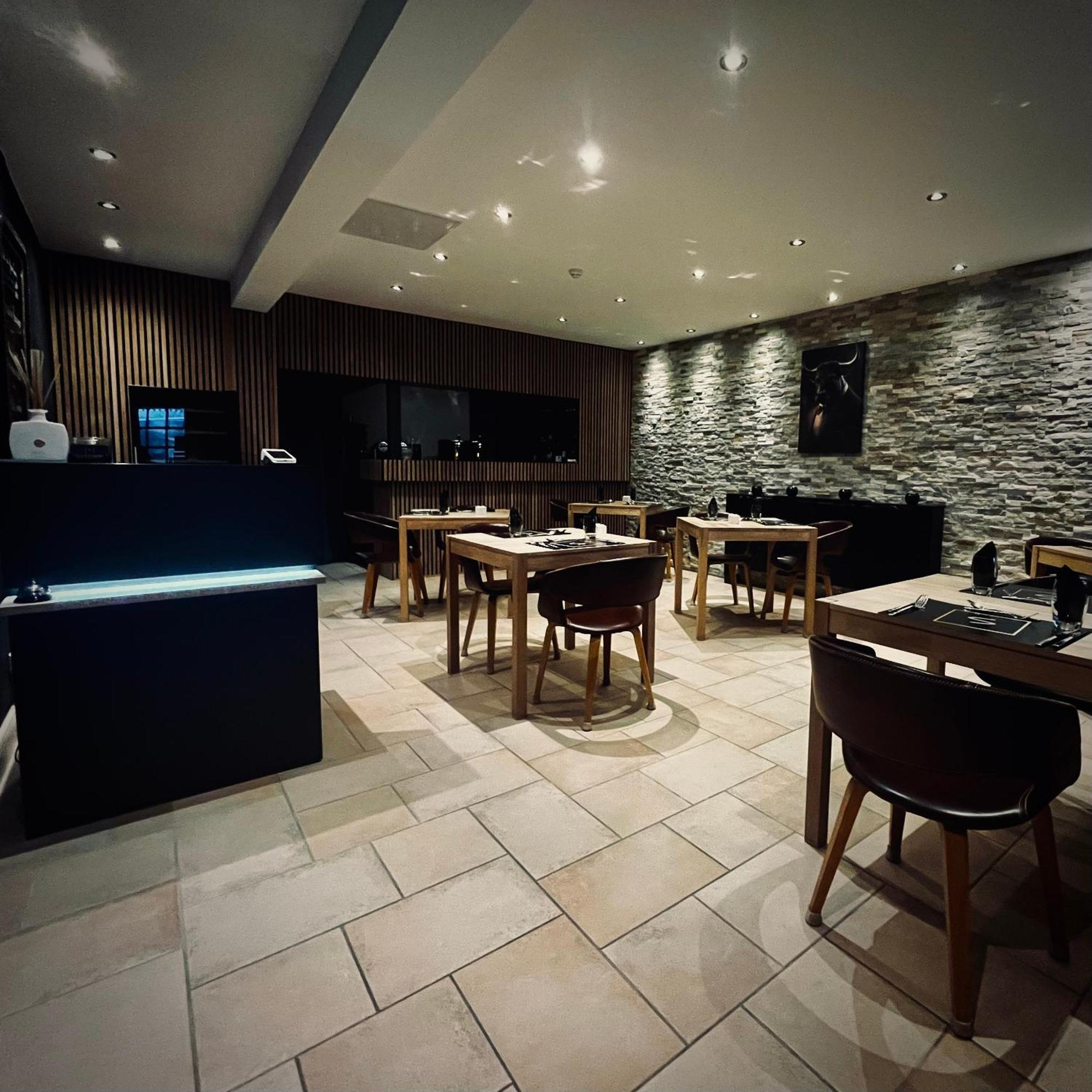 Logis Le Relais De La Voie Sacree Hotel Issoncourt Ngoại thất bức ảnh