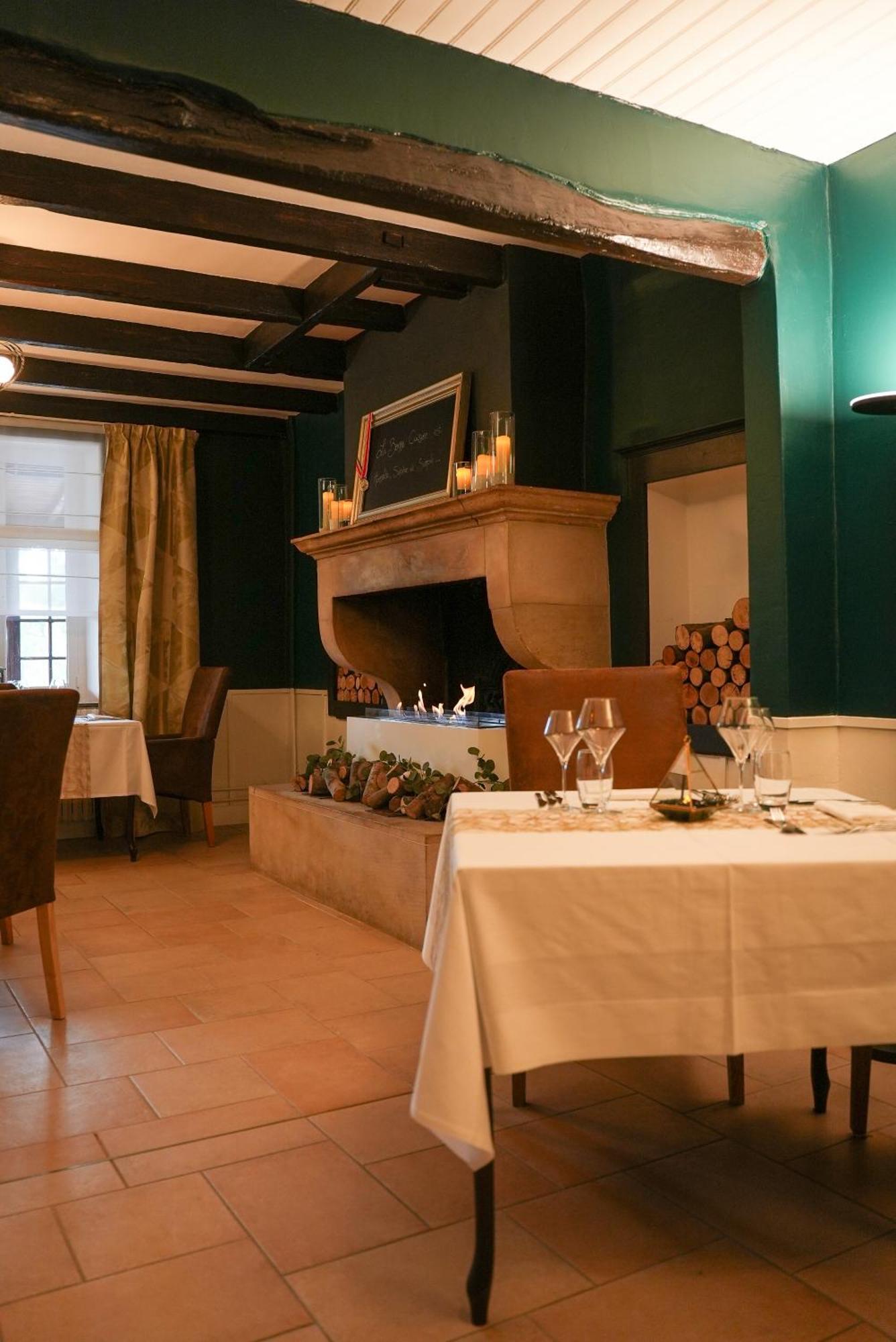 Logis Le Relais De La Voie Sacree Hotel Issoncourt Ngoại thất bức ảnh